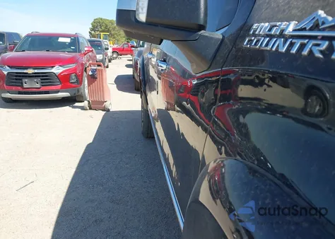 2022 Chevrolet Silverado 1500 4Wd Standard Bed High Country from USA, damaged, VIN 1GCUDJETXNZ512558